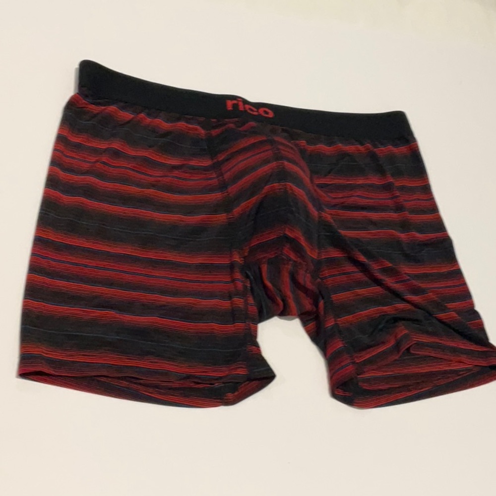 Equipo large used boxer briefs**